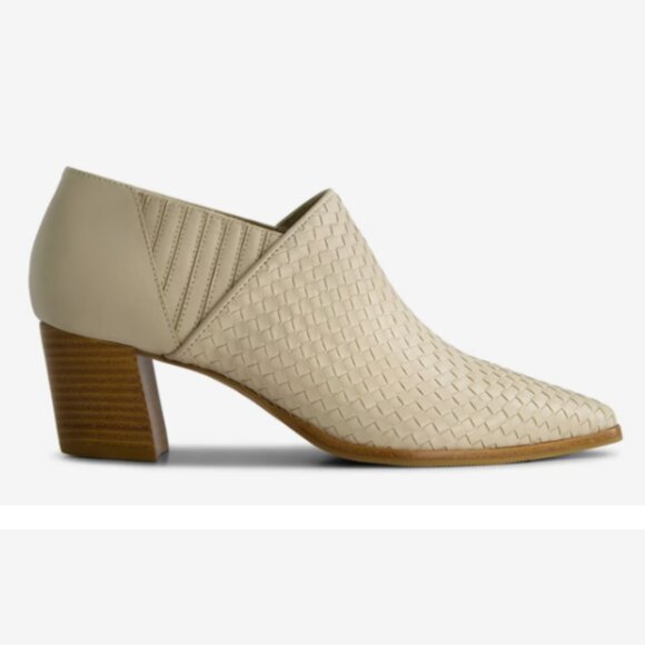 NEW BERNARDO Made In Brazil Leather Famous Heeled Booties in eggshell 725 10j5 - Picture 1 of 7